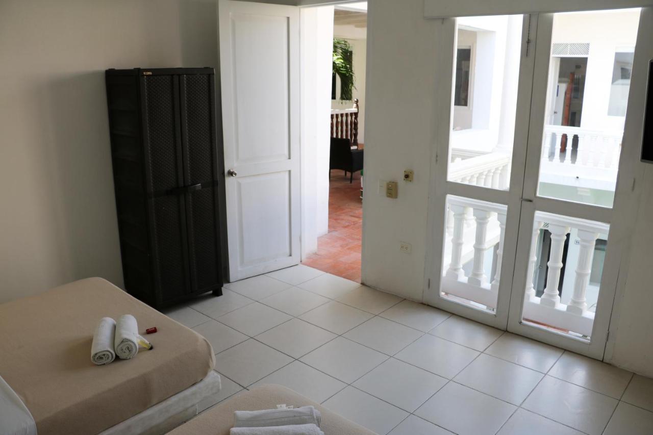 Hostal Casa Escallon Cartagena Bagian luar foto