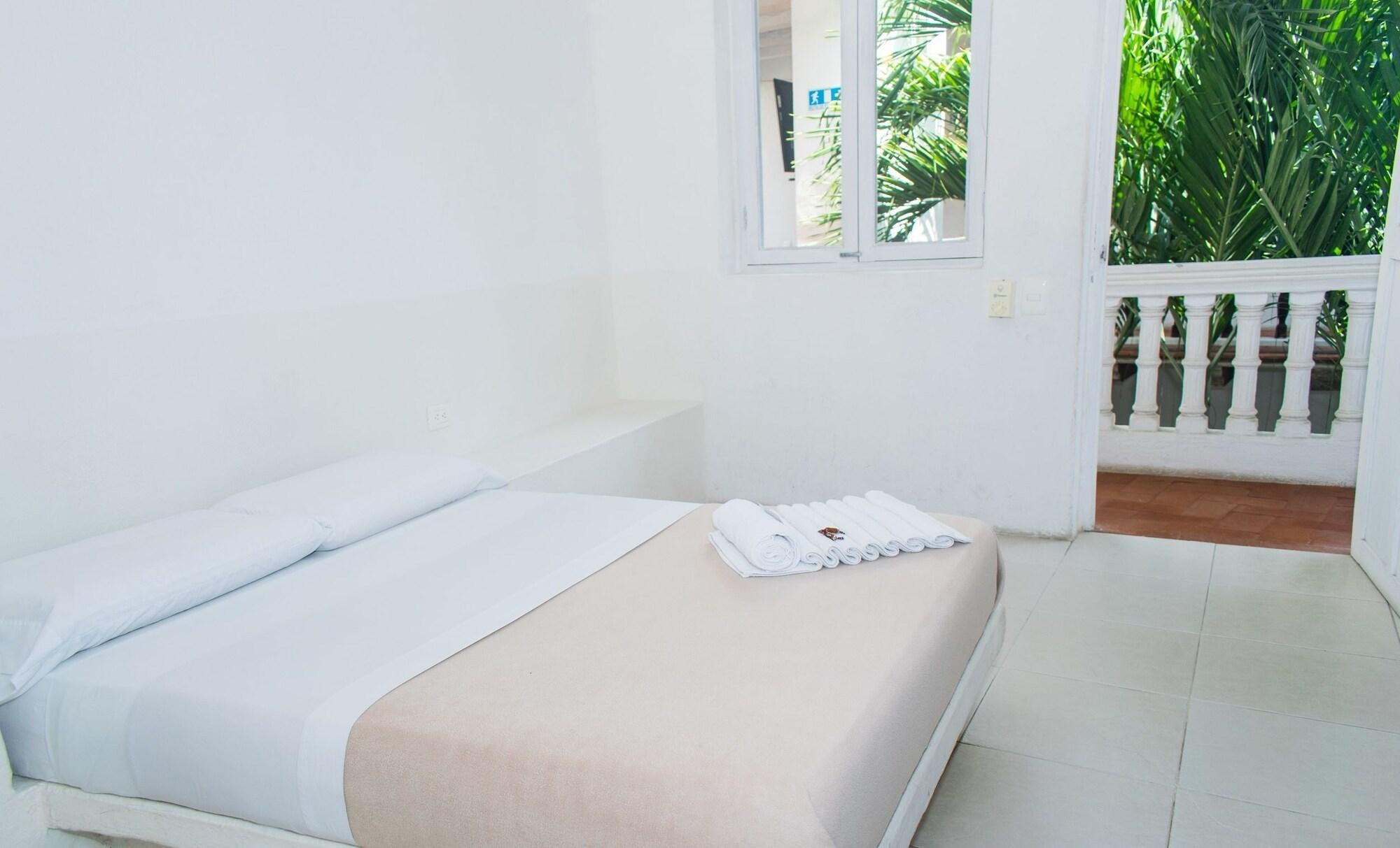 Hostal Casa Escallon Cartagena Bagian luar foto