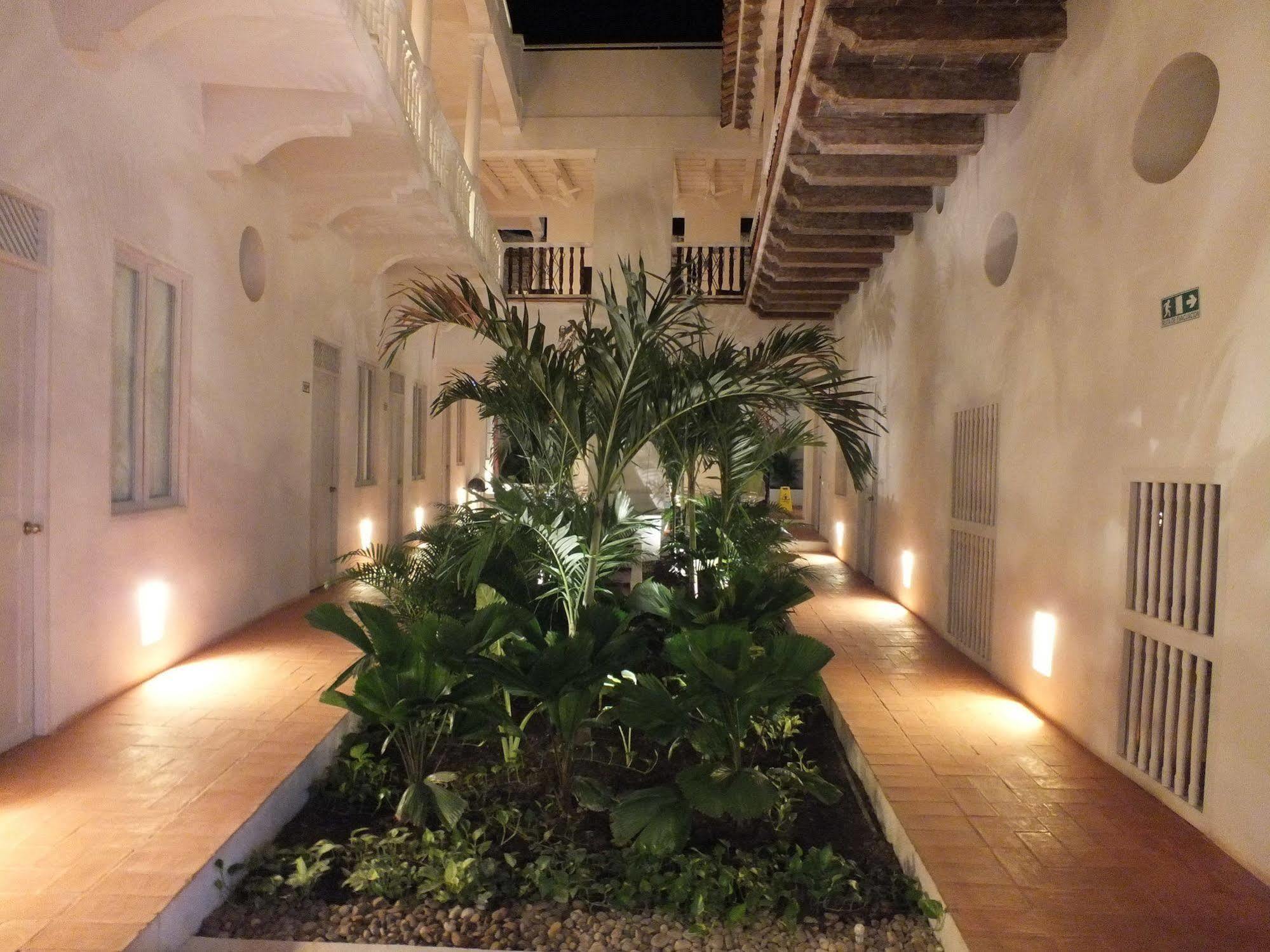 Hostal Casa Escallon Cartagena Bagian luar foto